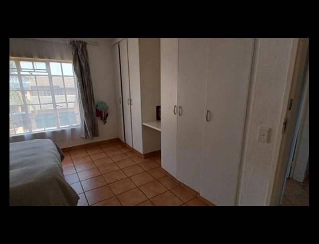 3 BEDROOM TOWNHOUSE FOR SALE IN GLEN MARAIS